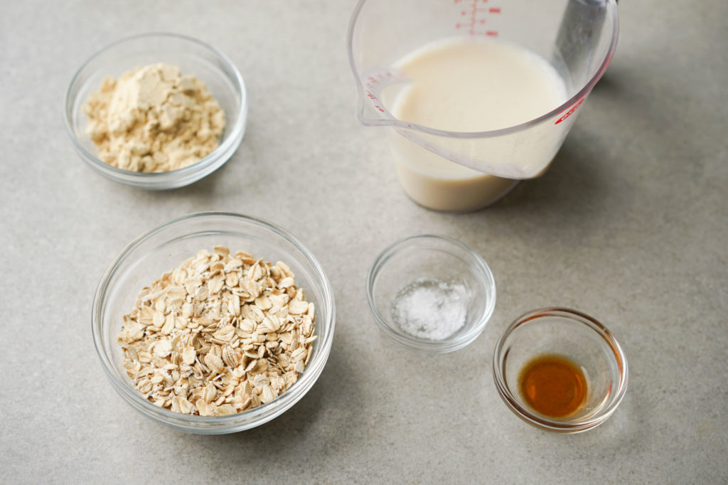 ingredients for overnight oats