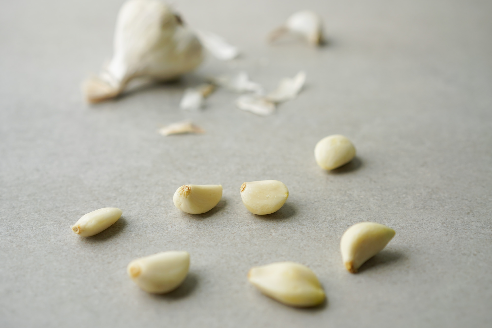 Can you freeze garlic? (Cloves, Peeled, or Minced) - Fueled With Food