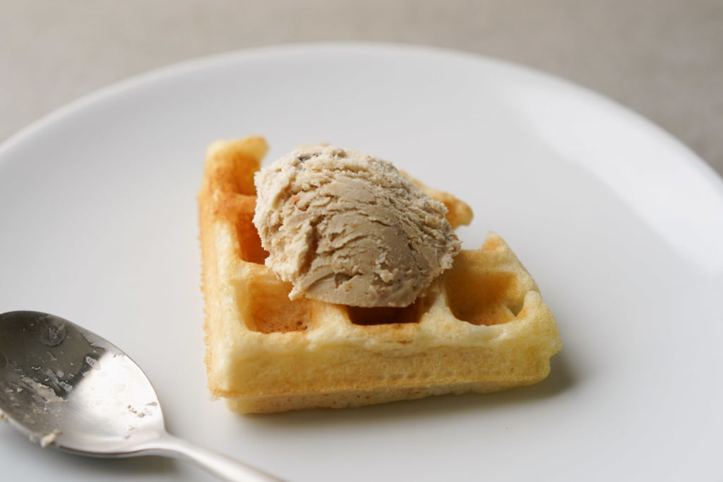 ice cream waffle