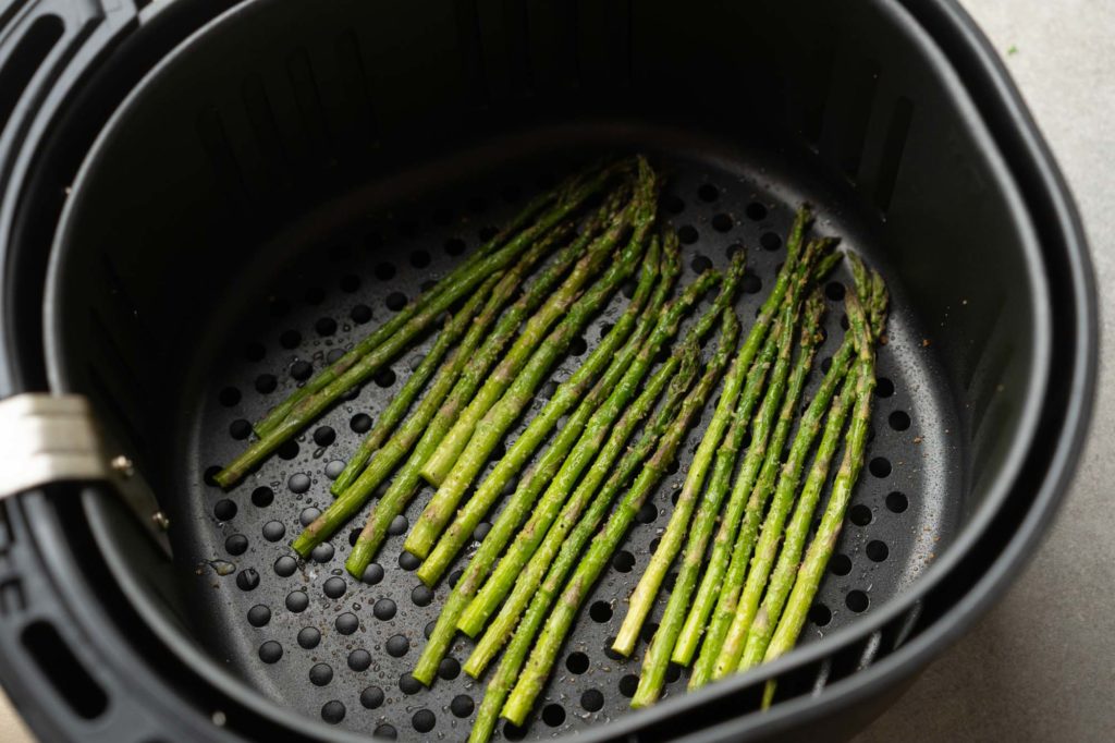 asparagus cooked in air fryer container