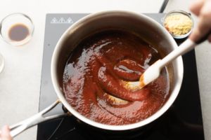 mixing bbq sauce ingredients