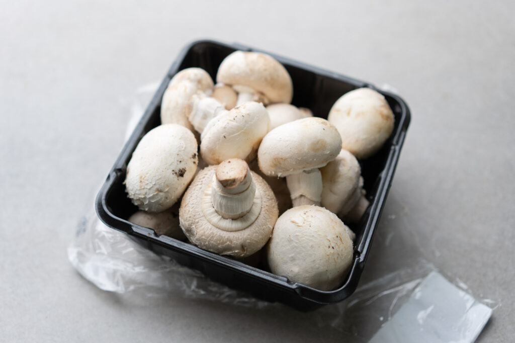 pack of white mushrooms